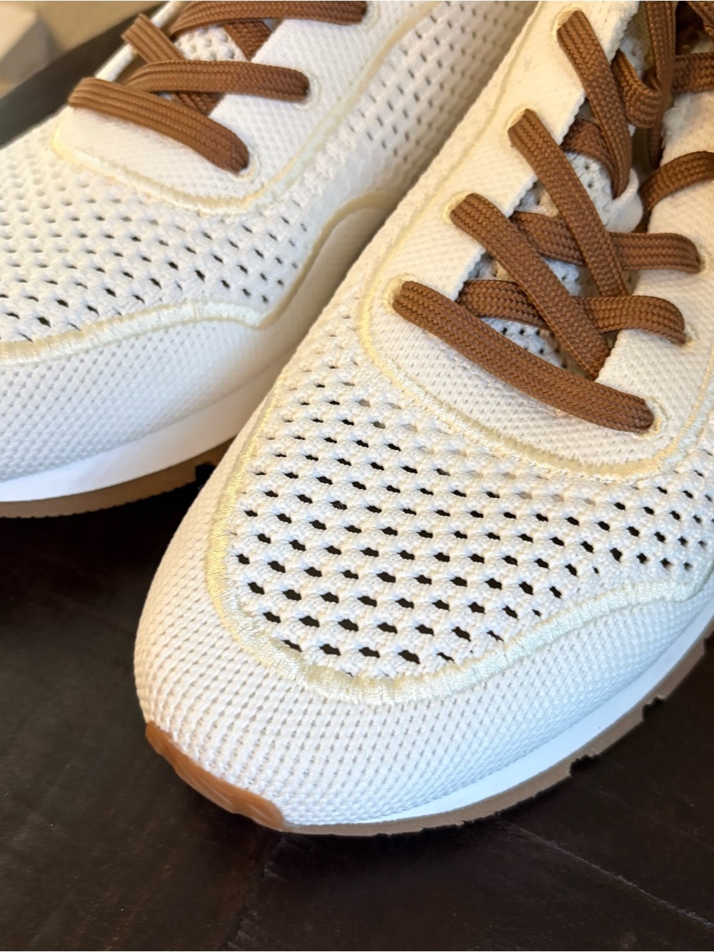Vivaia Slip On Sneakers - Picture 4 of 12